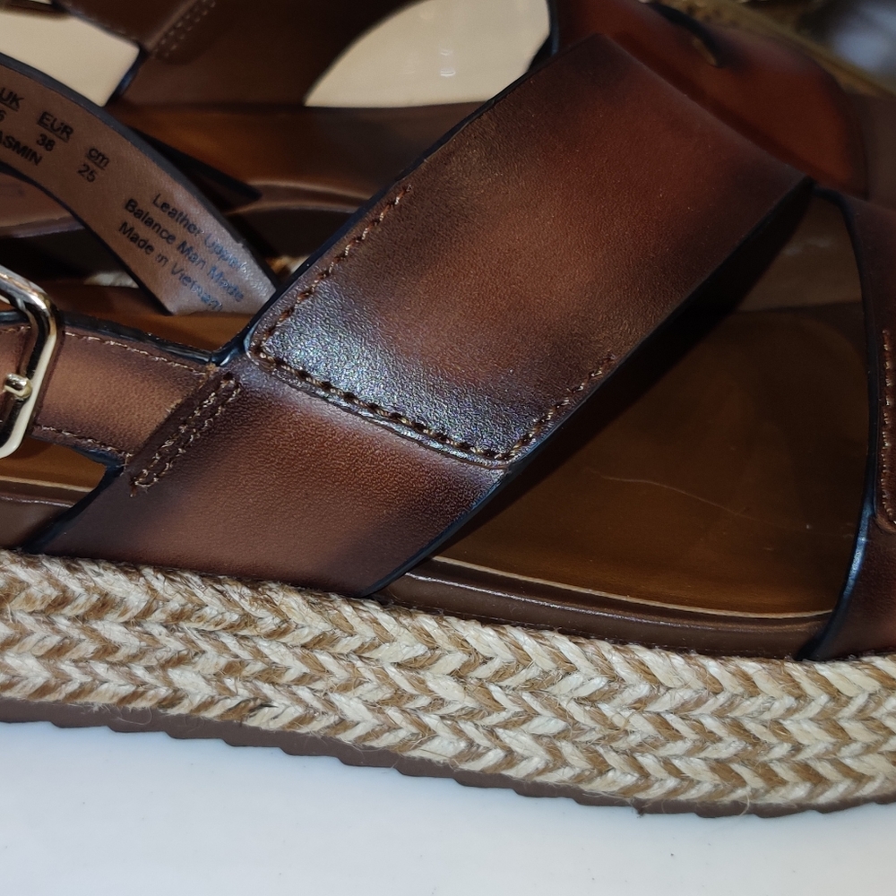 Jasmine leather sandals